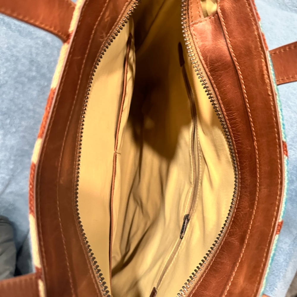 Pendleton Blue And Brown Patterned Tote - image 5